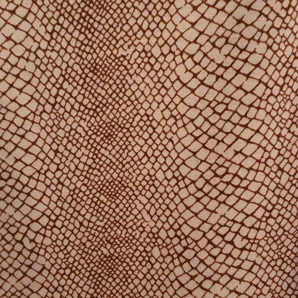 Top - Picture 3 of 3